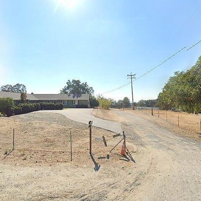 29244 Auberry Rd, Prather, CA 93651