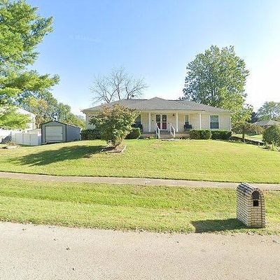 2927 Winterhaven Rd, Louisville, KY 40220