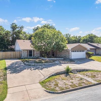 2955 Softwind Trl, Fort Worth, TX 76116