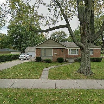 29632 Oakgrove St, Saint Clair Shores, MI 48082