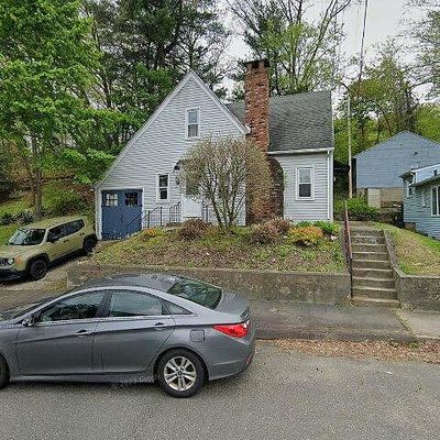 30 Mohawk Ave, Derby, CT 06418