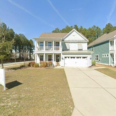 300 Whispering Breeze Ln, Summerville, SC 29486