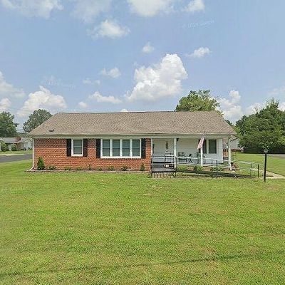 302 Franklin Dr, Paris, TN 38242