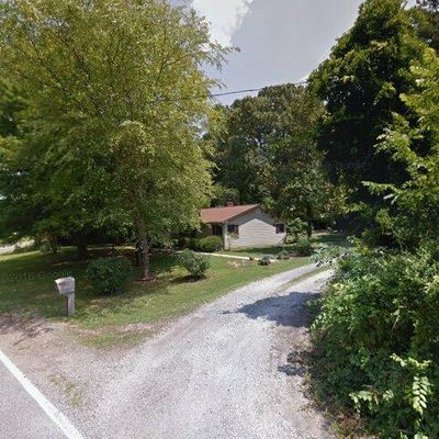 302 Hunt Rd, Lexington, NC 27292