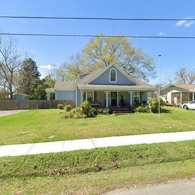 302 Iowa St, Wiggins, MS 39577