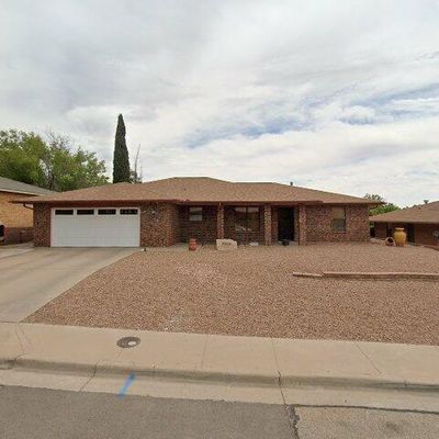 3020 Los Robles, Alamogordo, NM 88310