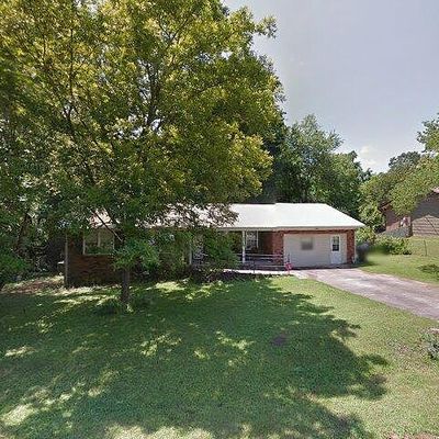 303 Dennis St, Weaver, AL 36277