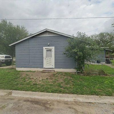 304 Cottonwood St, Kenedy, TX 78119