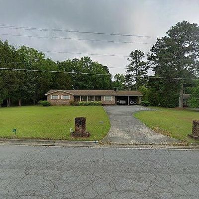 304 Hospital Dr, Washington, GA 30673