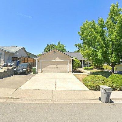 306 Springer Dr, Redding, CA 96003