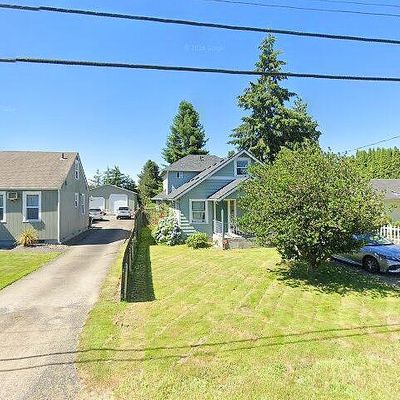 3065 Oak St, Longview, WA 98632