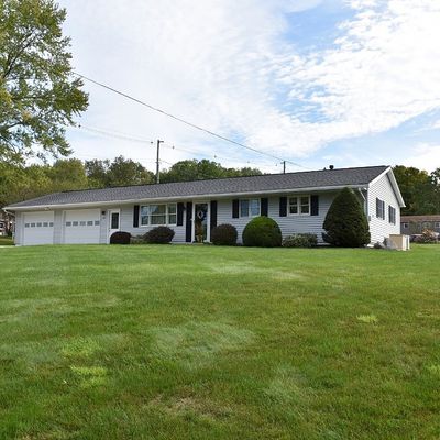 363 Bell Dr, Saegertown, PA 16433