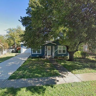 3636 Earle Dr, Haltom City, TX 76117