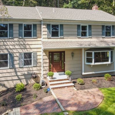 37 Mile Dr, Chester, NJ 07930