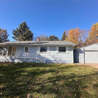 37 Ridgeway Dr, Shell Lake, WI 54871