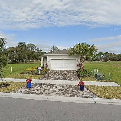 3718 Maxwell Park Dr, Sun City Center, FL 33573