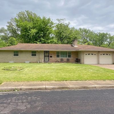 3720 N Saint Michael Ave, Peoria, IL 61615