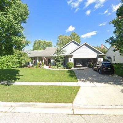 376 Indian Bend Rd, Burlington, WI 53105