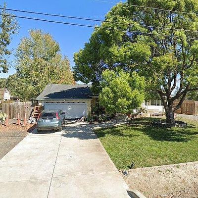 3795 Golden Gate Ave, Santa Rosa, CA 95407