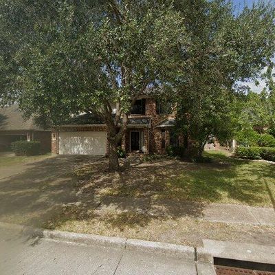 3827 Paigewood Dr, Pearland, TX 77584