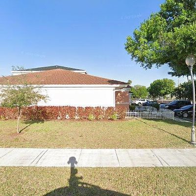 3841 Schoolhouse Rd E #1, Fort Myers, FL 33916