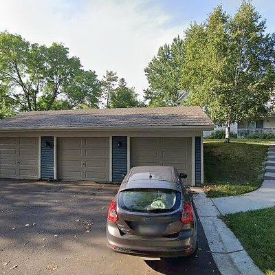 3865 Gold Pt #B, Saint Paul, MN 55122