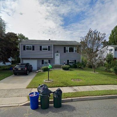 39 Barbara Lee Dr, Trenton, NJ 08619