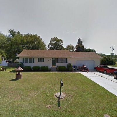 39 Meadow Ave, Wyoming, DE 19934