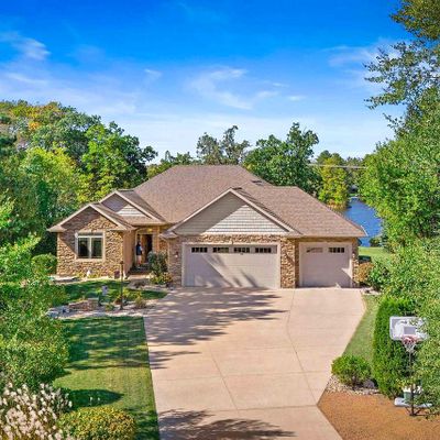 3900 Bonnie Bay Ct, Stevens Point, WI 54481