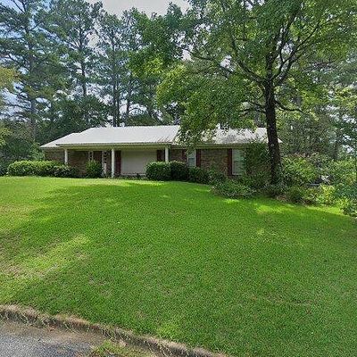 3905 Innsbruck Ln, Northport, AL 35473