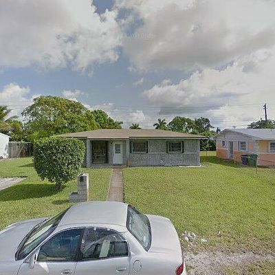 3921 Nw 174 Th St, Miami Gardens, FL 33055