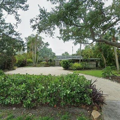 3928 Roberts Point Rd, Sarasota, FL 34242