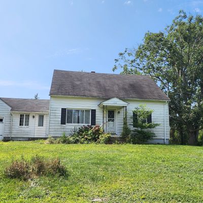 395 Bethel Rd, Jewett City, CT 06351