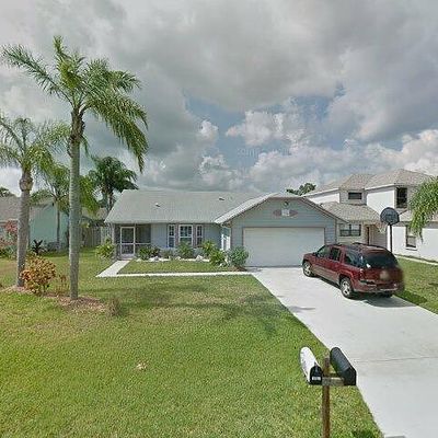 3952 Se Jacaranda St, Stuart, FL 34997