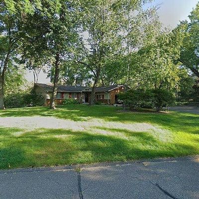 3960 Hunters Hill Way, Minnetonka, MN 55345