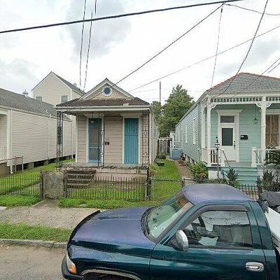 3962 Laurel St, New Orleans, LA 70115