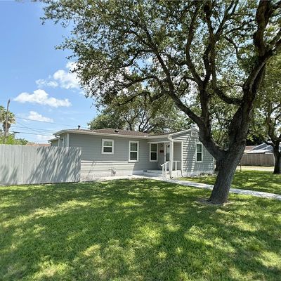 3962 Naples St, Corpus Christi, TX 78415