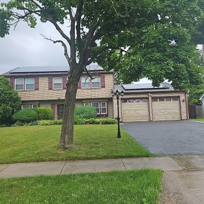 4 New Coach Ln, Willingboro, NJ 08046