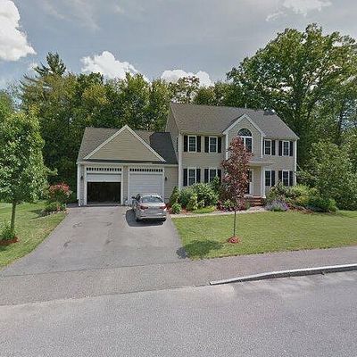 4 Tiffany Ln, Rockland, MA 02370