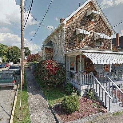 334 School St, Springdale, PA 15144