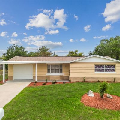 3349 Columbus Dr, Holiday, FL 34691