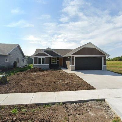 3423 Mockingbird Way, Oshkosh, WI 54904