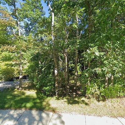 3423 Shimmons Rd, Auburn Hills, MI 48326