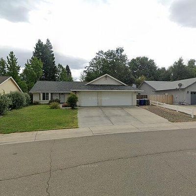 3445 Meridian Dr, Redding, CA 96002