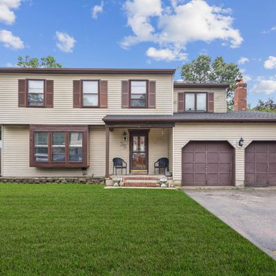 35 Cherry Tree Cir, Howell, NJ 07731