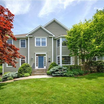 35 Mountain Manor Rd, Sandy Hook, CT 06482