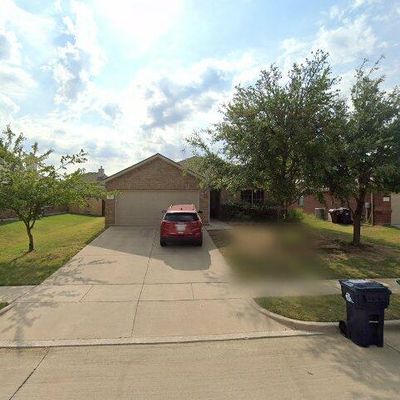 3504 Northpointe Dr, Denton, TX 76207