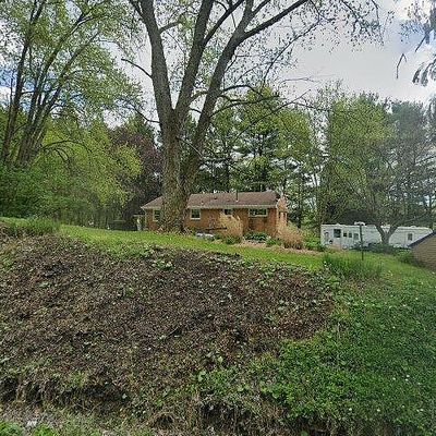 351 Steele Rd, Slickville, PA 15684