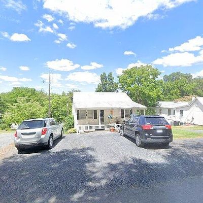 353 Turkey Knob Rd, Quicksburg, VA 22847