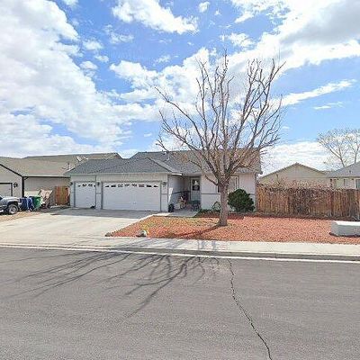 354 Emigrant Way, Fernley, NV 89408